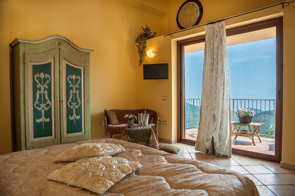 Villa Bernadette San Mauro Cilento Exterior foto