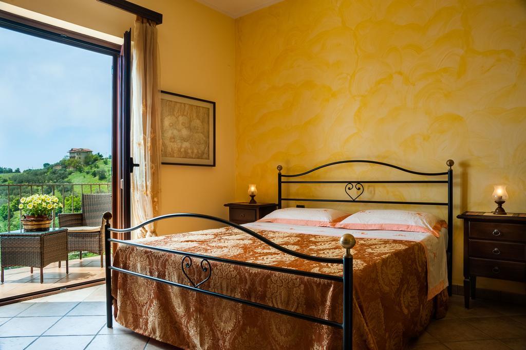 Villa Bernadette San Mauro Cilento Quarto foto